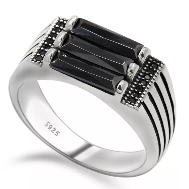 Anillo Masculino Plata 925 con Líneas Paralelas y Zirconia Negra