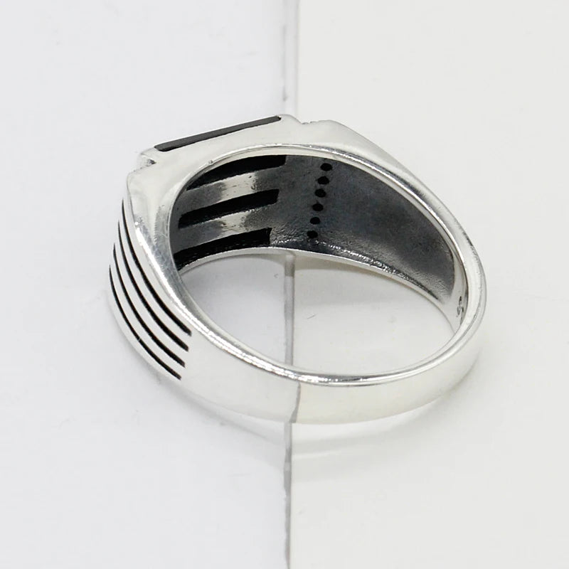 Anillo Masculino Plata 925 con Líneas Paralelas y Zirconia Negra