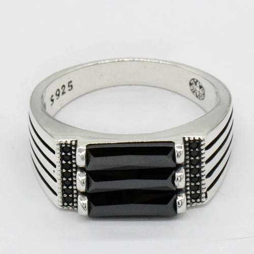 Anillo Masculino Plata 925 con Líneas Paralelas y Zirconia Negra